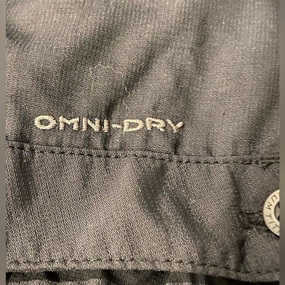 COLUMBIA Titanium Navy Blue Button Down
Activewear Sports Dress Size Medium - Picture 11 of 15